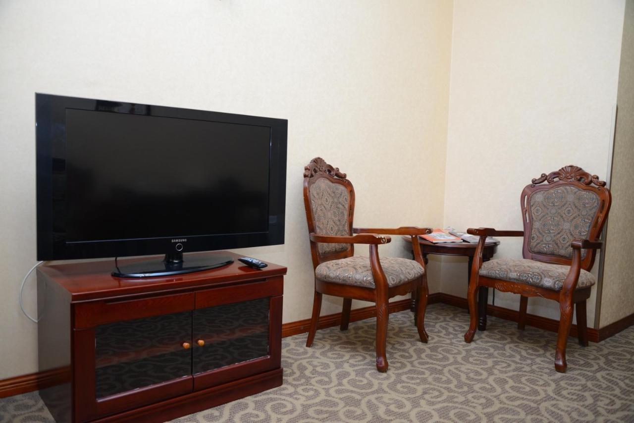 Bozok Hotel 阿斯坦纳 外观 照片