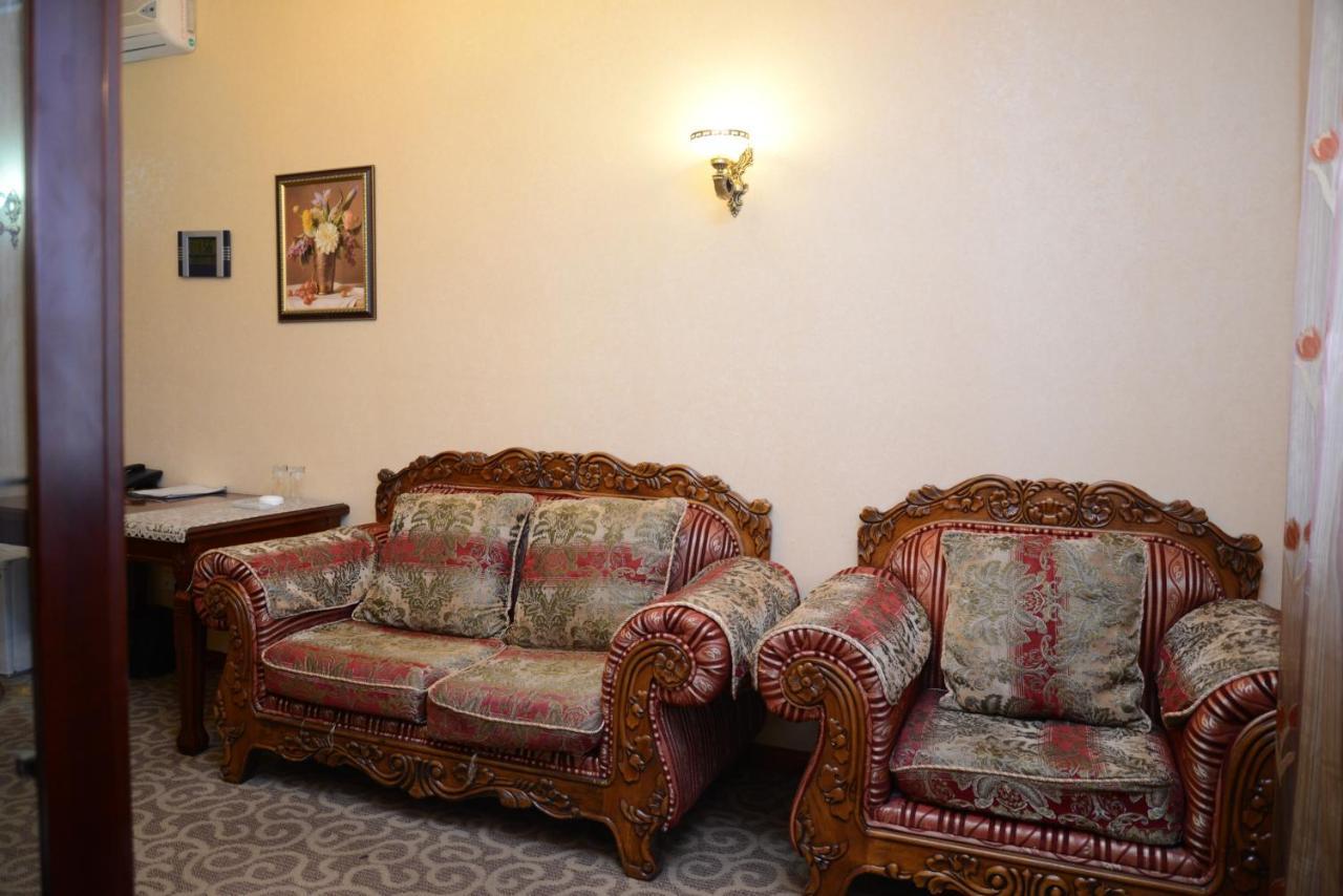 Bozok Hotel 阿斯坦纳 外观 照片